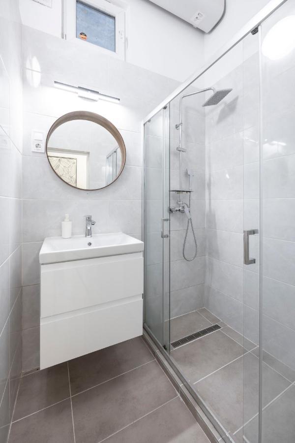Apartament Luxurious Grand W/ 3bedrm 2bathrm Budapesta